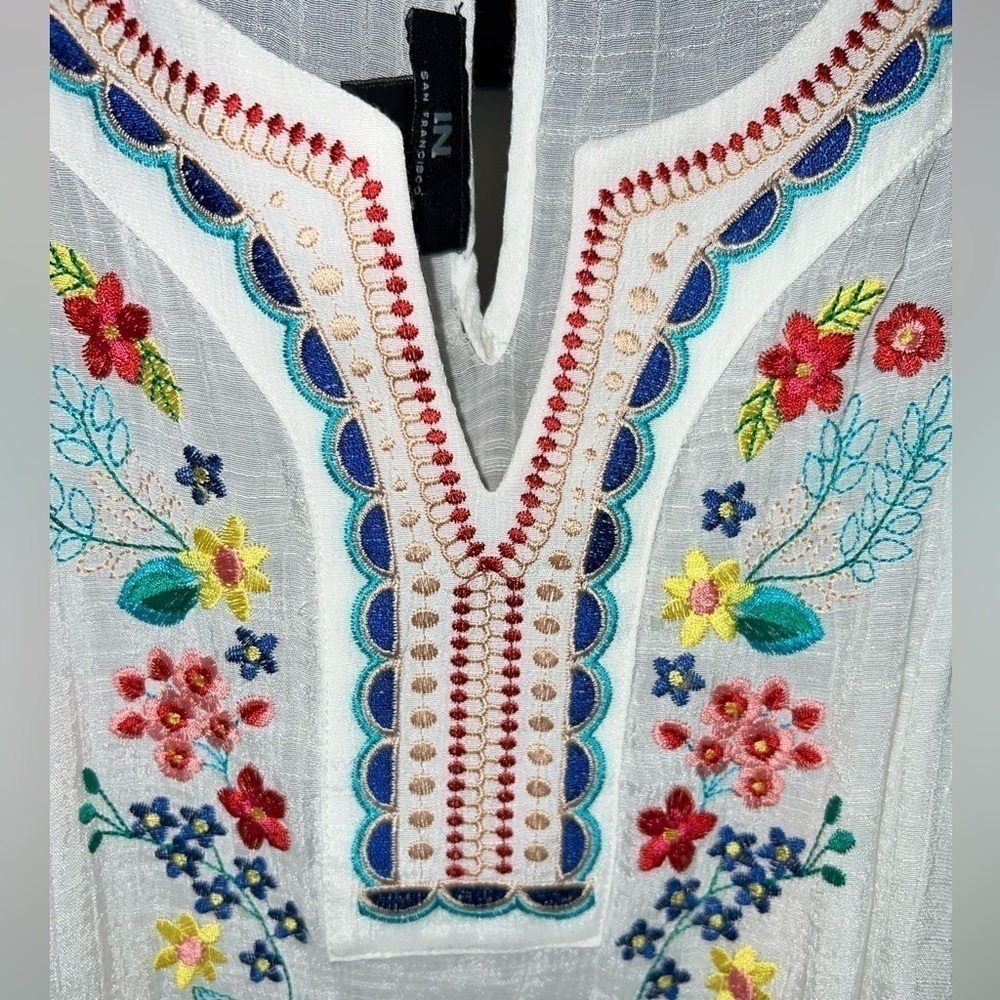 IN San Francisco Ladies Cold Shoulder Embroidered Blouse Size XL - Picture 6 of 7